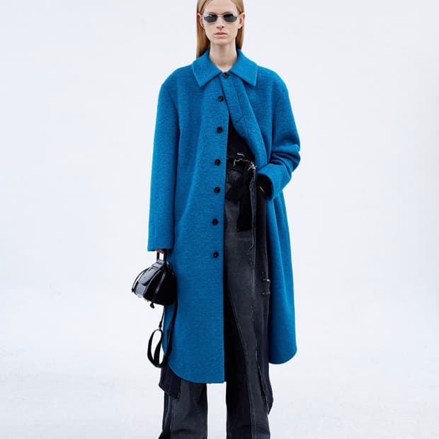 아더에러 코트 판매