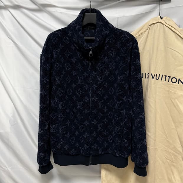 [S+급/M] 루이비통 모노그램 후리스 플리스 자켓