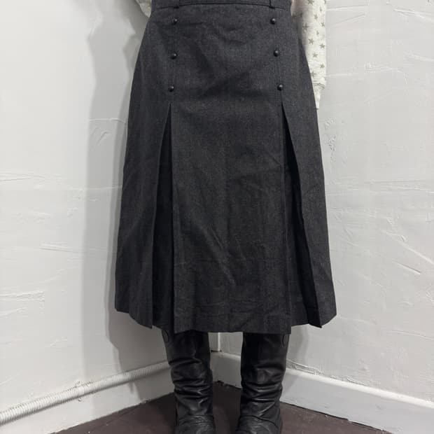 wool pleats wool midi skirt