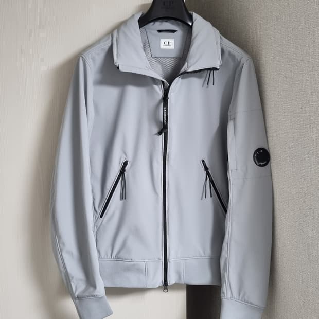 cp컴퍼니 쉘 바람막이