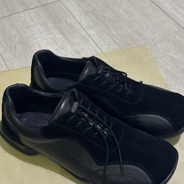 페몬트 스퀘어 슈즈