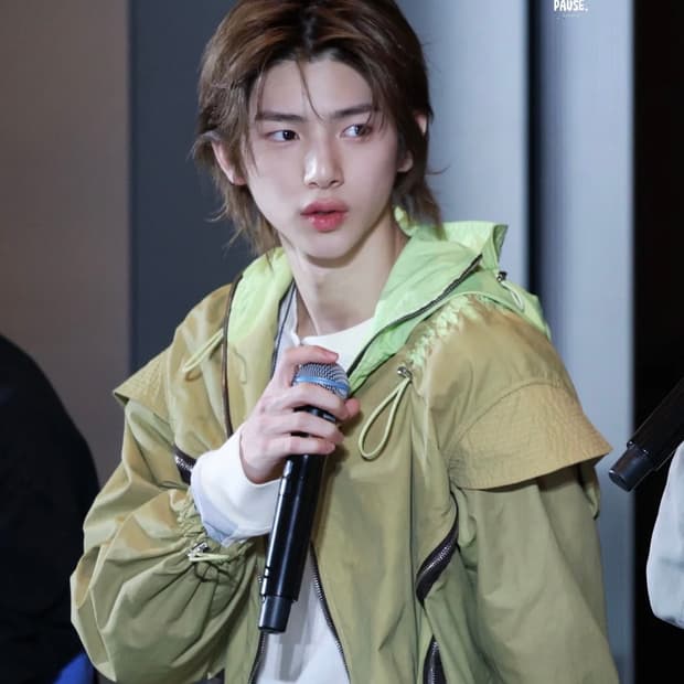 Charlie Constantinou 그린 캔버스 자캣