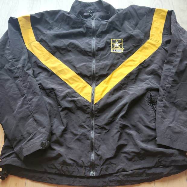 US Army 미군 APFU 트레이닝 바람막이 L~XL정도