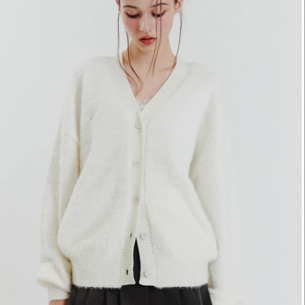 페인오어플레져 eva fur cardigan