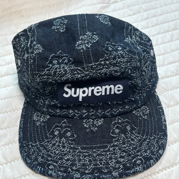 슈프림 반다나 자카드 데님 캠프캡 25ss