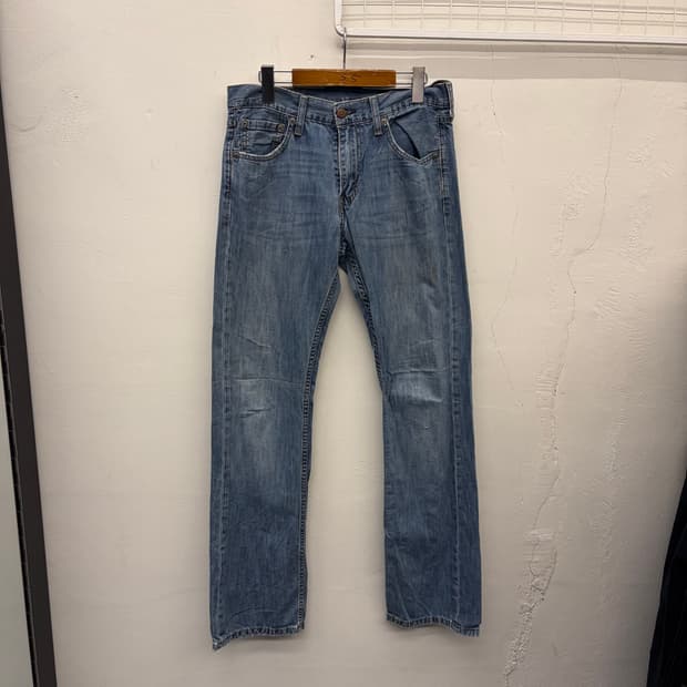 00’s Levi’s 527 Boot Cut