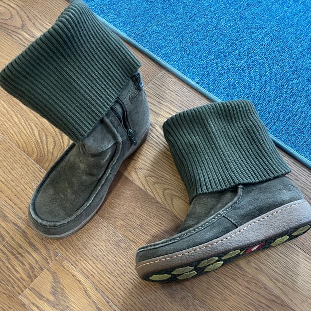 노스페이스 스웨이드 부츠 니트부츠