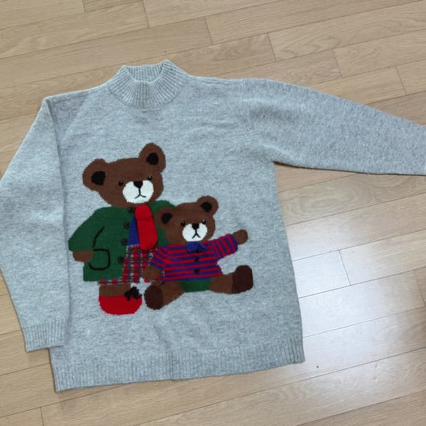 TOMATSU 곰돌이 니트