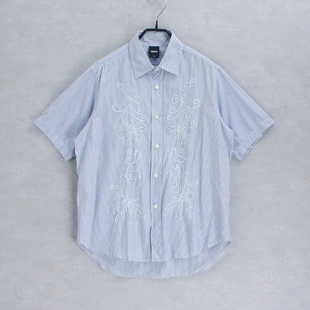 SHIPS _ embroidery cotton shirt