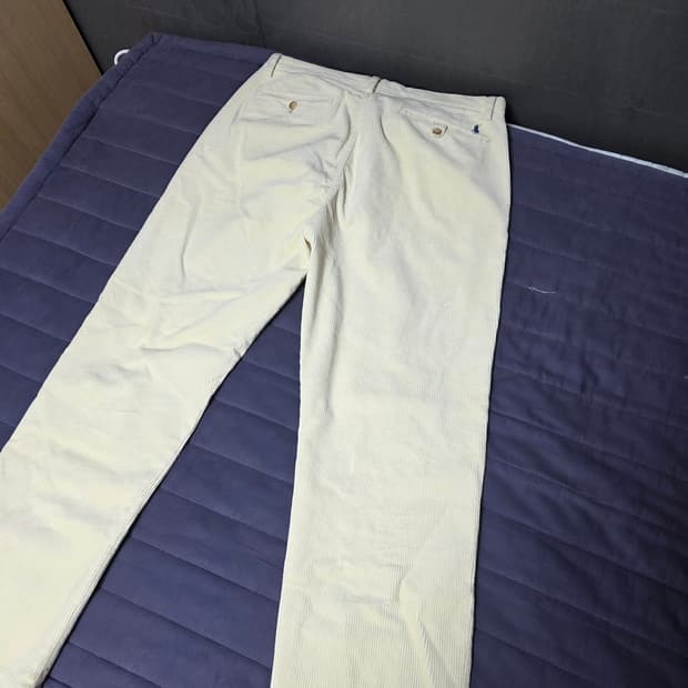 폴로 랄프로렌 코듀로이 클래식핏 팬츠 크림컬러