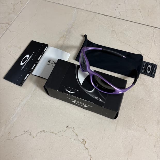 Oakley Minute Gen 1 Electric Violet
