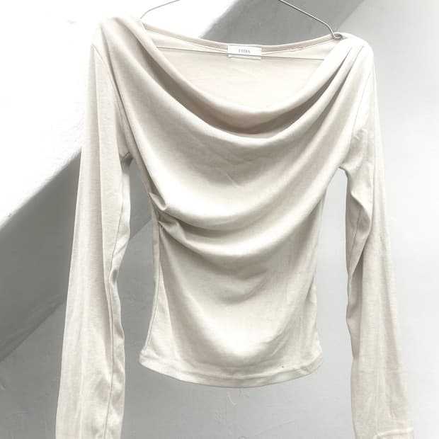 drape long sleeve