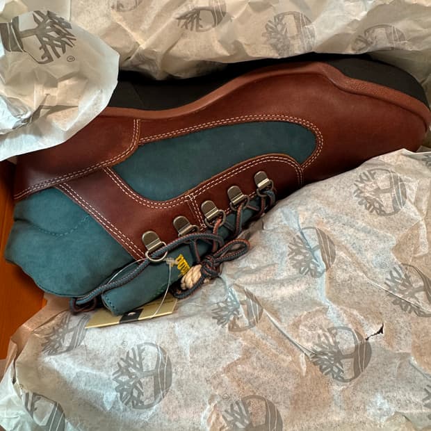 팀버랜드 필드부츠 판매합니다(270)