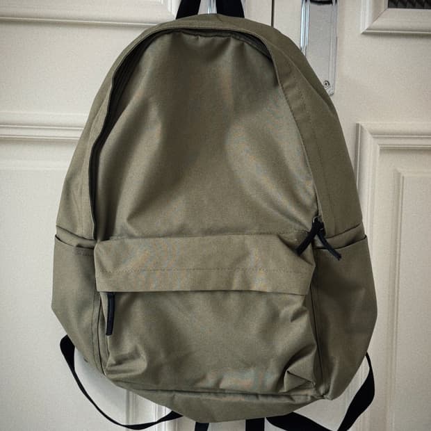 무인양품 백팩 카키(단종컬러)