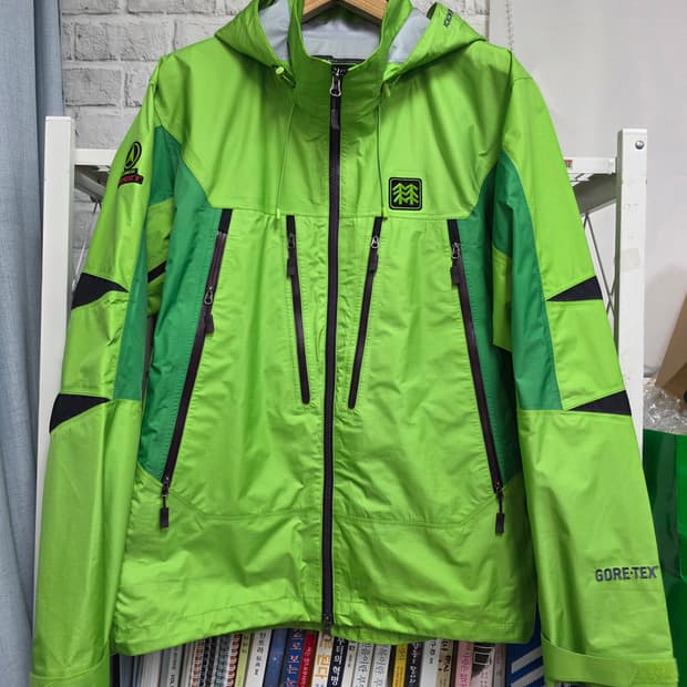 코오롱스포츠 남성 바람막이 등산복 105 후드 고어텍스 MM96