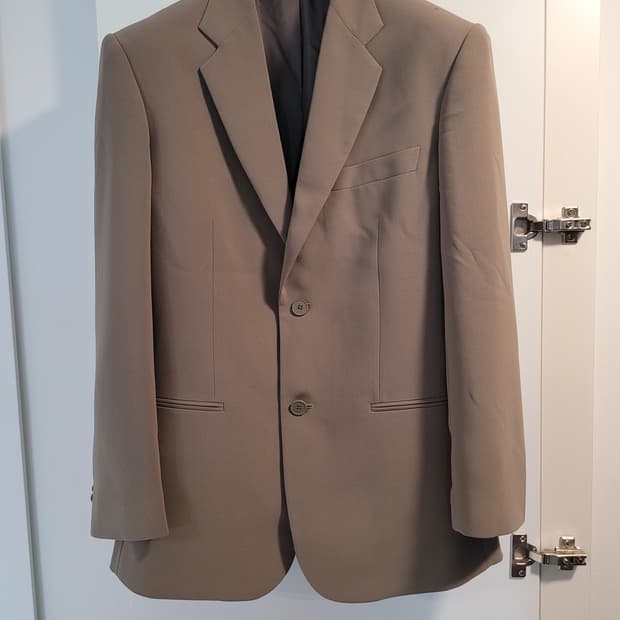 나를 가장 빛내주던 한 벌, ‘오델로’ 맞춤 정장 보냅니다 