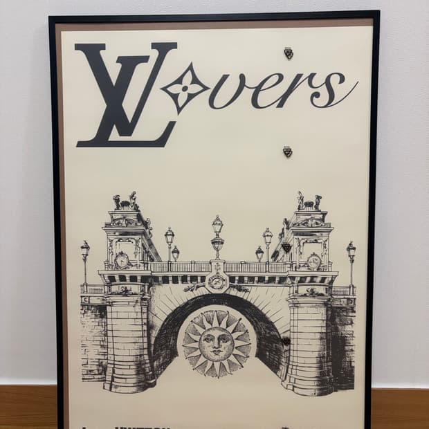루이비통 퍼렐 Lvovers 포스터 & 액자 새상품