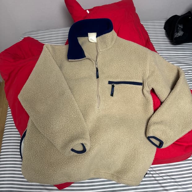 엘엘빈 플리스 후리스 (칸예 착용)