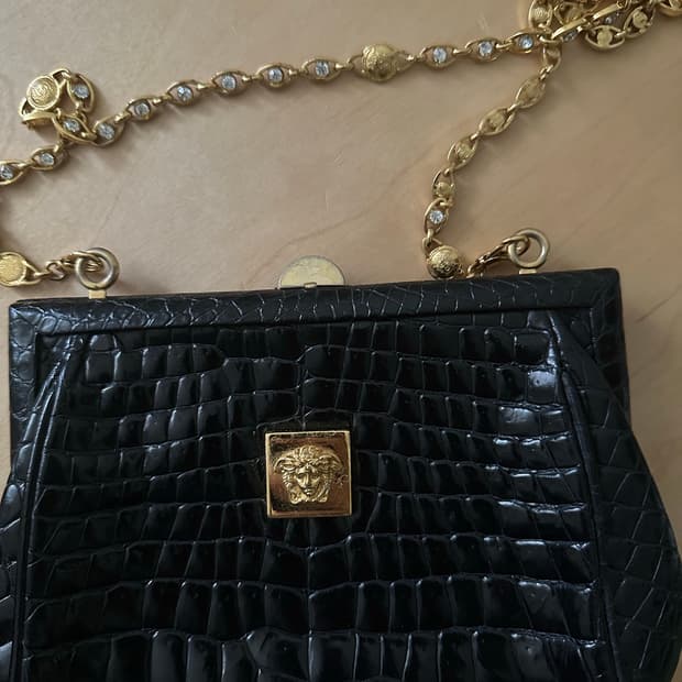 정품 지아니 베르사체 빈티지 90‘s 체인 숄더백 