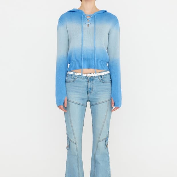 유즈 그라데이션 크롭 후드 니트탑