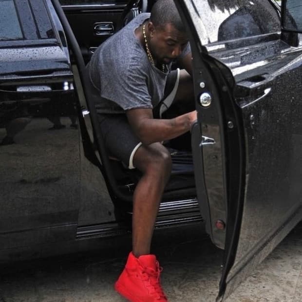 발렌시아가 16SS 모노크롬 레드옥토버 누벅 하이탑 42