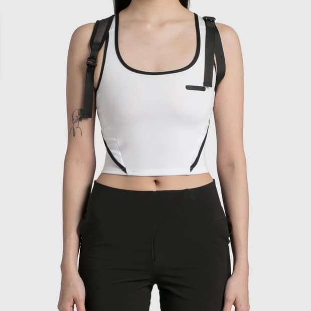 [1] 혜인서 스포츠 탱크탑 화이트 hyein seo(뉴진스 하니 착용)