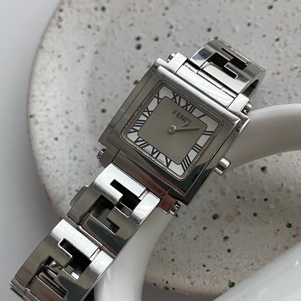Fendi 펜디 FF로고 콰드로 쿼츠 레이디스