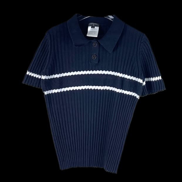 [38] CHANEL 샤넬 코코 버튼 커브스 카라 반팔 니트