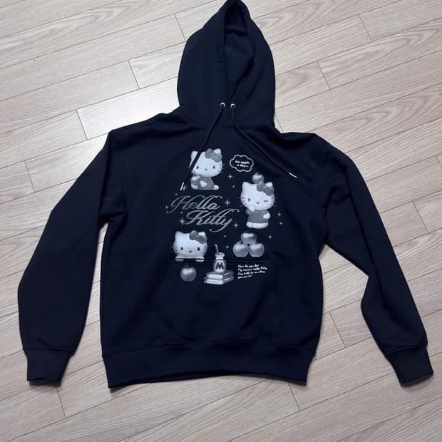 스파오 x 헬로 키티 후드 풀오버 블랙 M