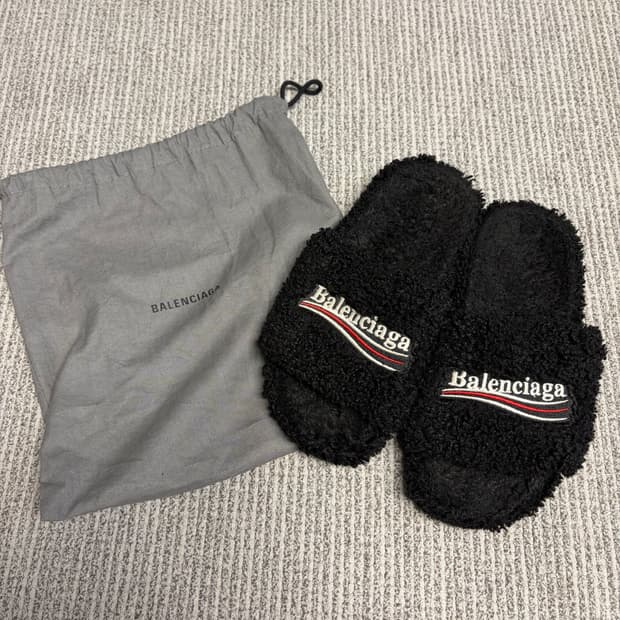 (상태최상, 38) 발렌시아가 퍼 슬리퍼 250사이즈