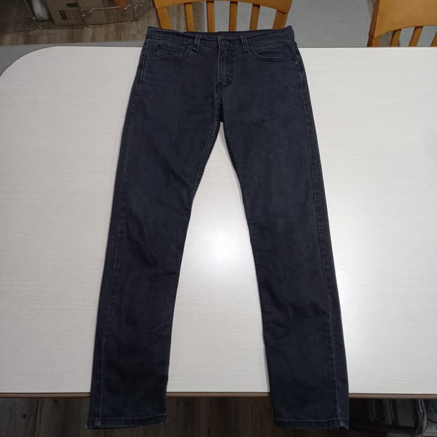 32 리바이스512 이집트 스판 슬림일자진 블랙 32-317