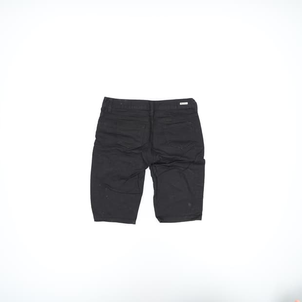 64(26) 게스 여성 블랙진 반바지 0316H1