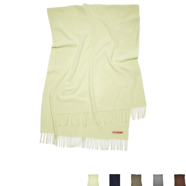 아크네 스튜디오 머플러 페일그린