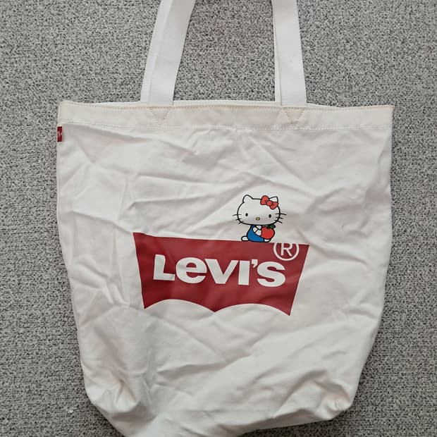 리바이스 헬로키티 토드백