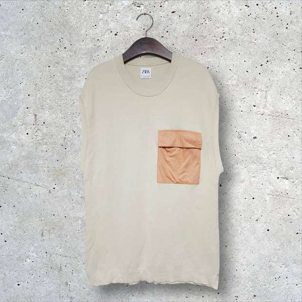 자라 포켓 배색 니트 조끼 (100/L)