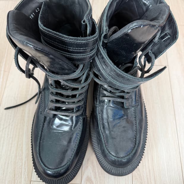 지방시 블랙 레이스업 스니커즈