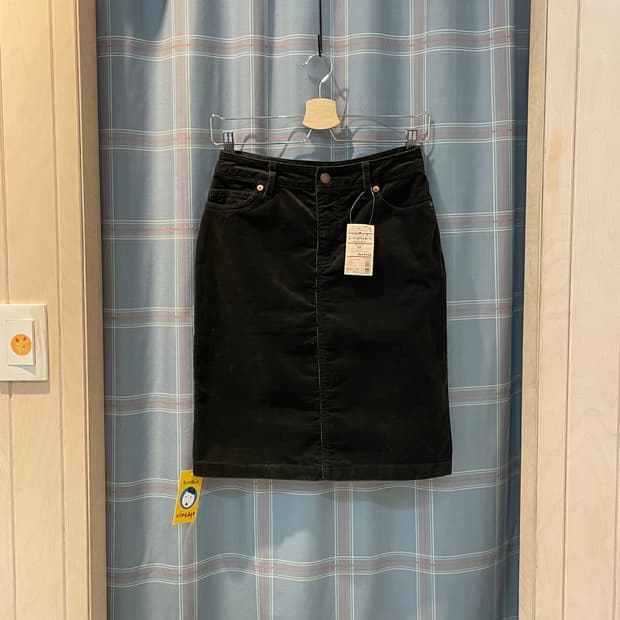 무인양품 코듀로이스커트 (택있어요)