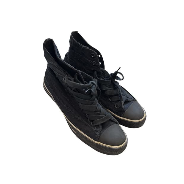Bullet Sneakers 260