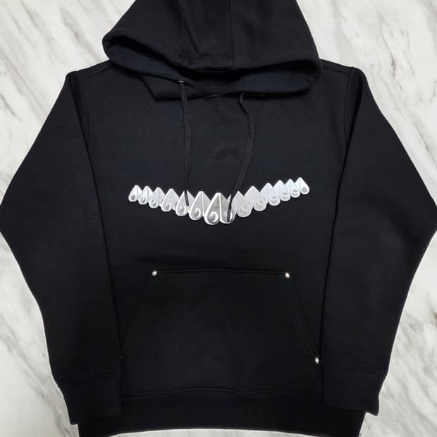 무스너클 사이드지퍼 후드티