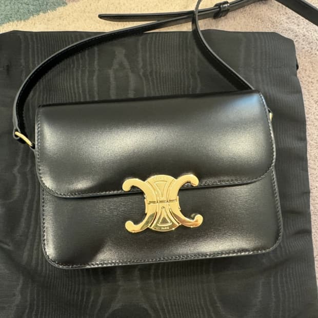 셀린느 트리옹프 틴