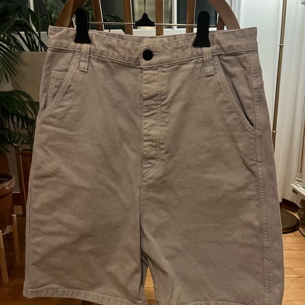 AMI Bermuda Pants (32)