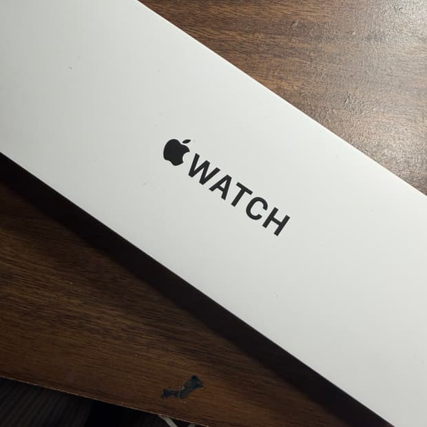 애플워티 SE3 44mm 셀룰러 (스타라이트) 미개봉 