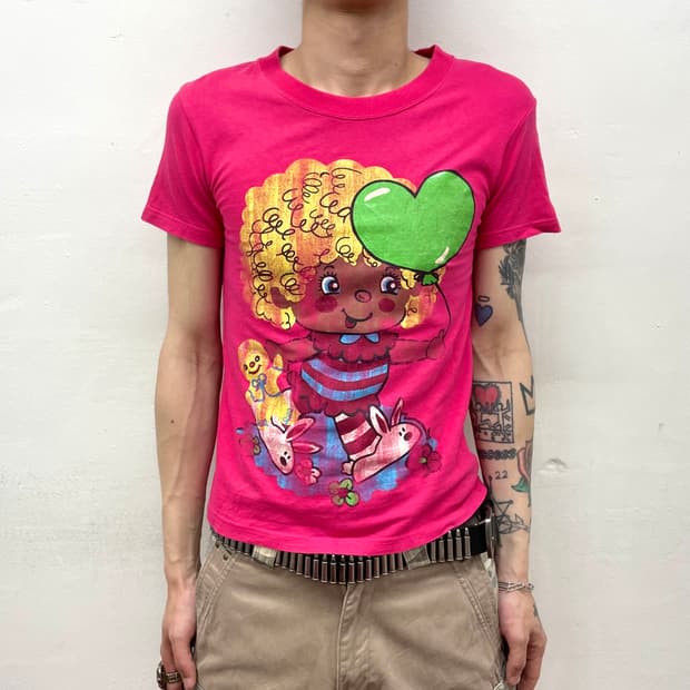 Yellow perm girl heart T-shirt 