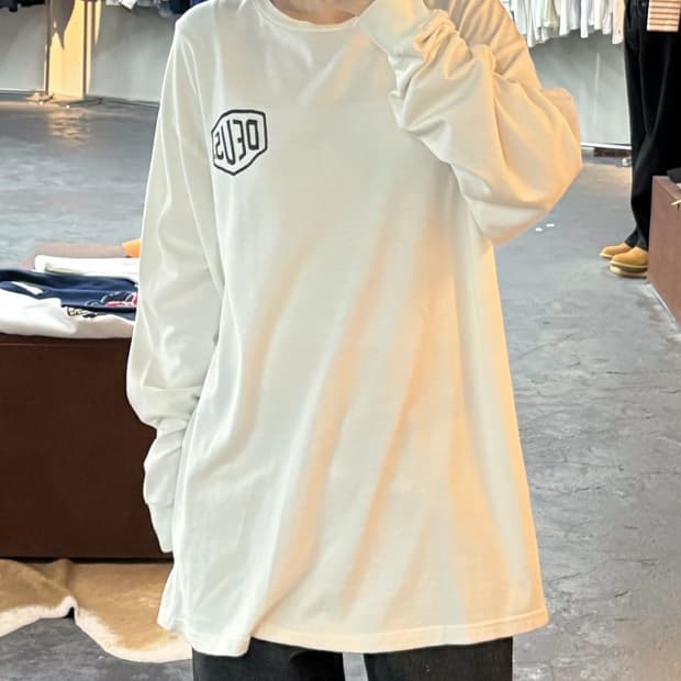 데우스 빅로고 롱슬리브 티셔츠