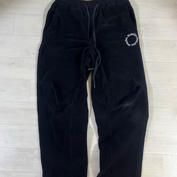 마뗑킴 코듀로이 바지