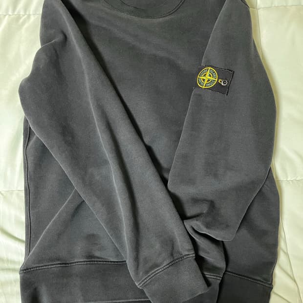 스톤아일랜드 맨투맨