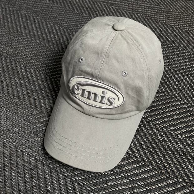 Emis 빅로고 톤 온 톤 그레이 볼캡o 4810