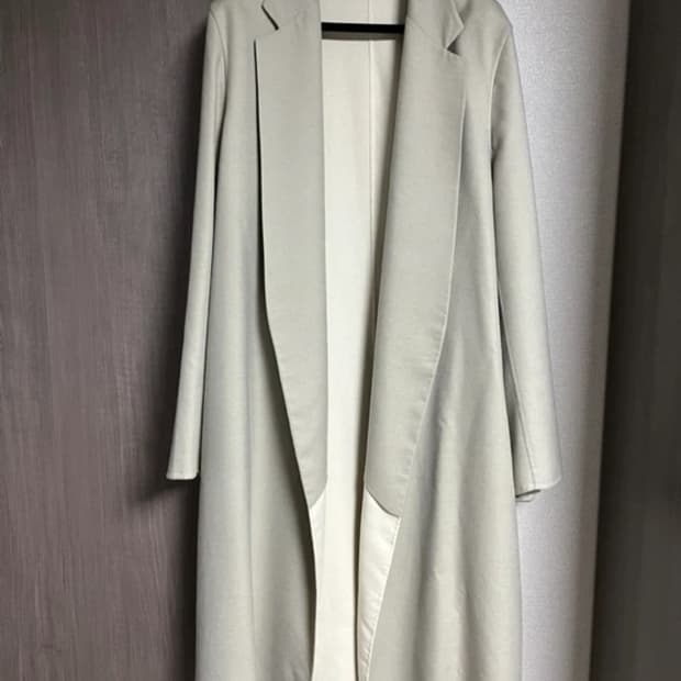 디올 캐시미어 실크 코트