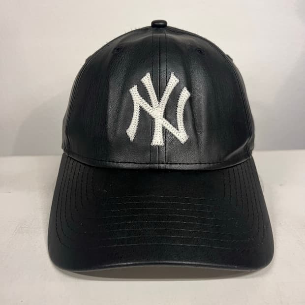 MLB 뉴욕양키즈 레더 볼캡