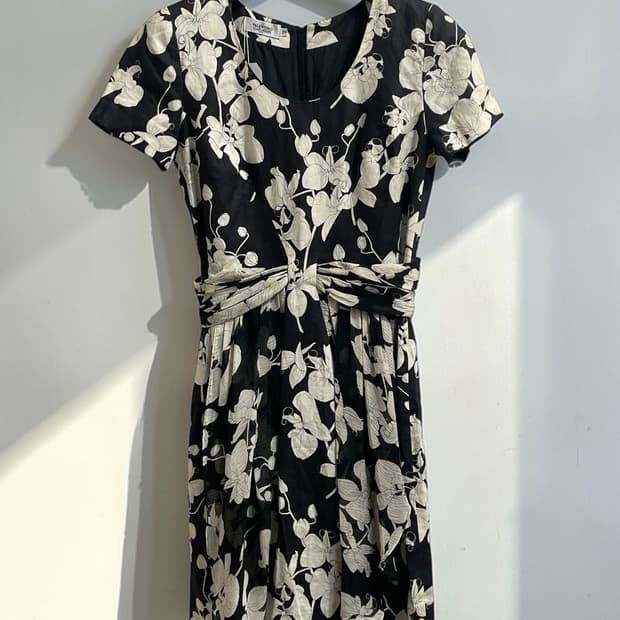 발렌티노 가라바니 플로럴 원피스